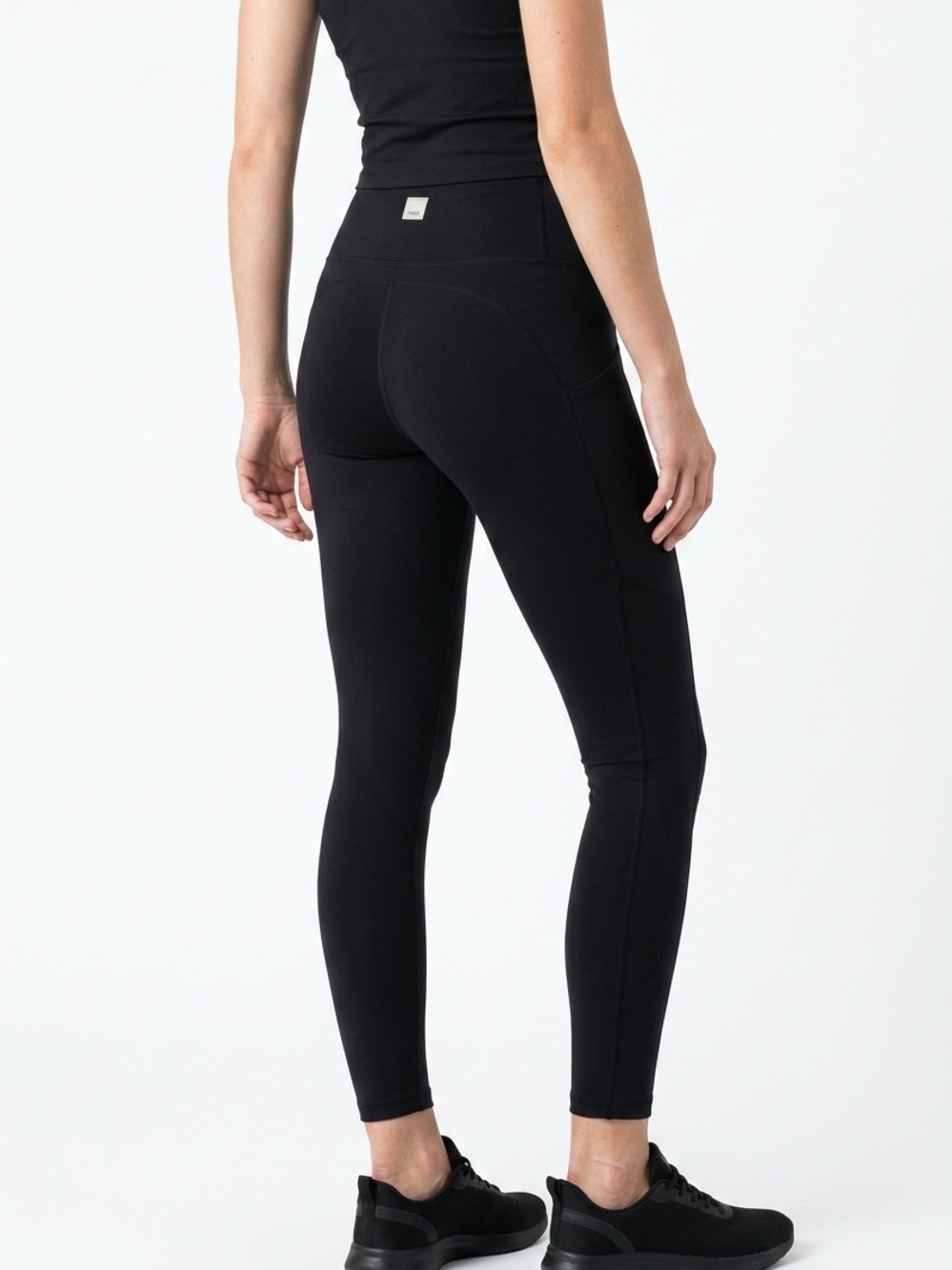 VUORI | Black High-Waist Cropped Leggings with Pockets Women’s Size Small